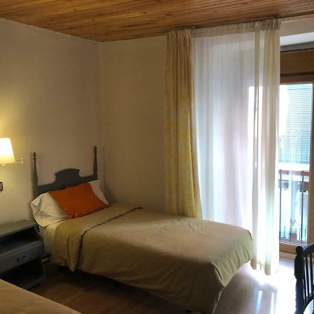 Hostal Di Verena Puigcerdà Kültér fotó