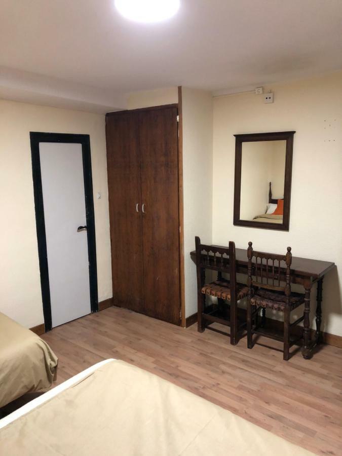 Hostal Di Verena Puigcerdà Kültér fotó