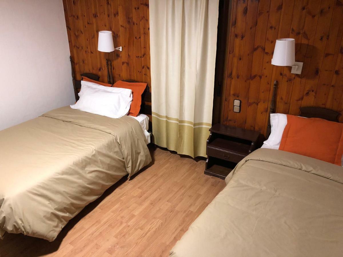 Hostal Di Verena Puigcerdà Kültér fotó