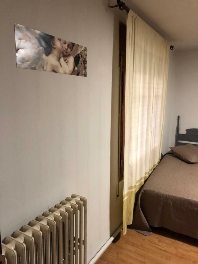 Hostal Di Verena Puigcerdà Kültér fotó