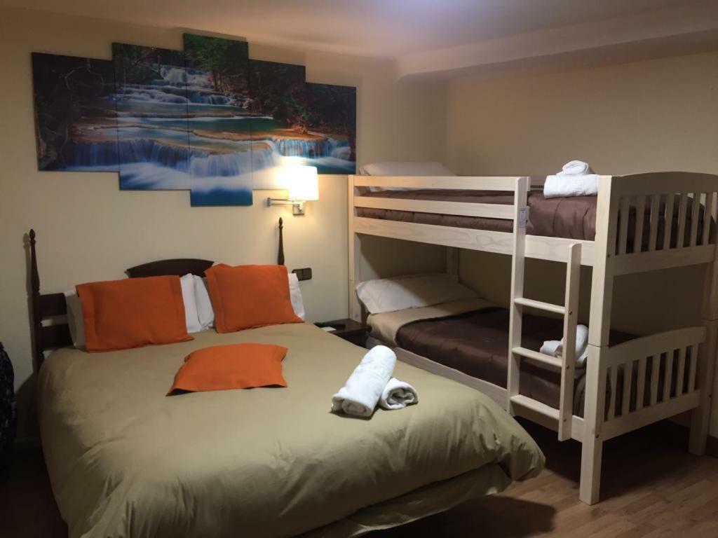 Hostal Di Verena Puigcerdà Kültér fotó